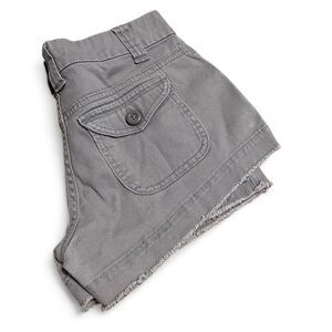 BeBop Gray Buttoned Shorts